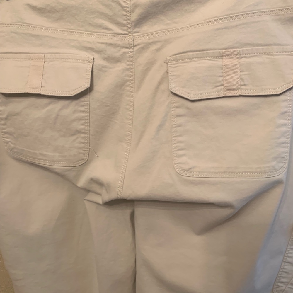 Capris - Picture 2 of 6